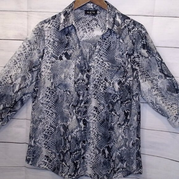 A.Byer Snake Print button down - Picture 1 of 7